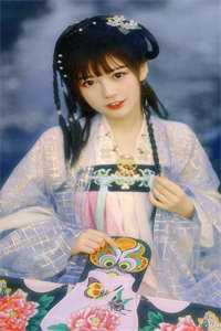 七彩鱼鳞被老公拍卖后，我反手点天灯