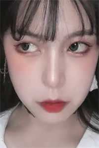 丈夫给我看了盘磁带，我给他和白月光当狗十八年