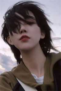 抢走女儿的救护车，渣爹悔疯了