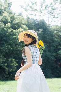 五一参加表妹婚礼，新郎婚闹逼我压床