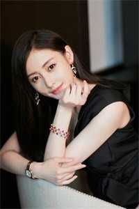 我的女儿不是人