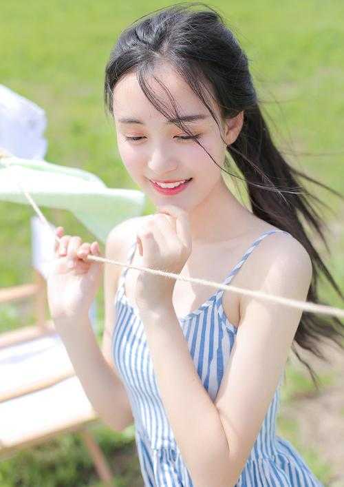 我挺孕肚去碰瓷，栽人手里了