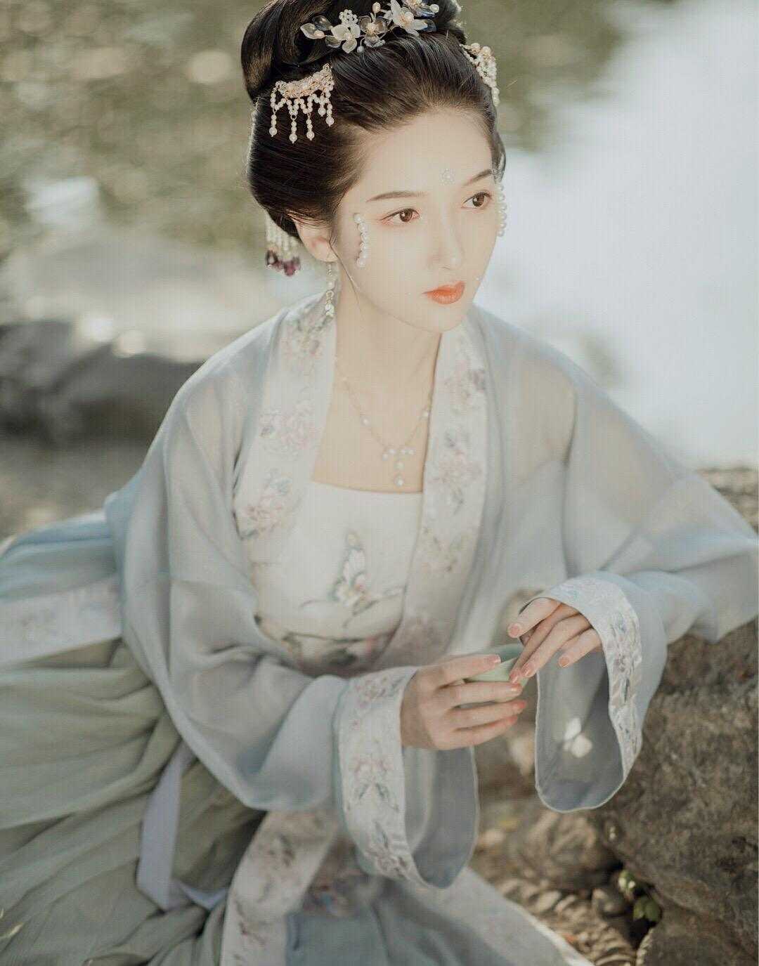弹幕帮我打脸偷身份的假少爷