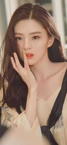 双胎妹妹被两个竹马点天灯后，我揣着一等功勋跟他们点到底