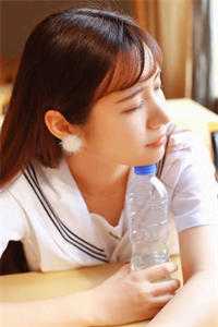 爱恨长眠，覆水难收