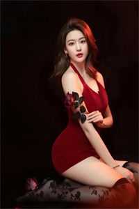 装穷前任嫌弃我是杀猪妹，我转身嫁给了京圈活阎王