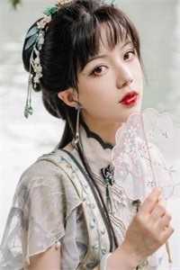 把婚礼让给妻子和初恋后，她后悔了