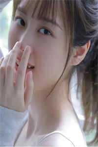 老公为给佛女做念珠，派人挖去孩子双眼
