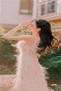 春山如黛草如烟