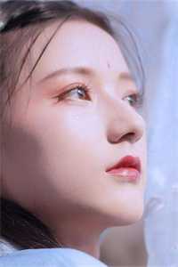 被当作假千金亡妹的替身离开后，未婚夫跪着求我别走