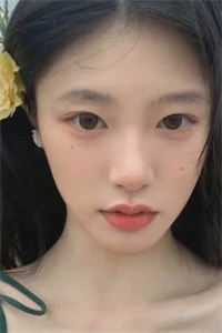 室友不吃我的蛋糕，我把人一脚踹进医院