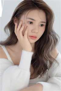 重生后，我手撕用弹幕骗我的表妹