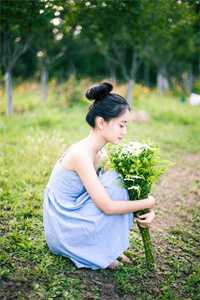 大婚前夜，未婚夫君和表妹情难自禁了