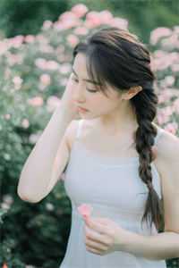 双竹马的小侄女怀孕后，我闪婚死人小叔