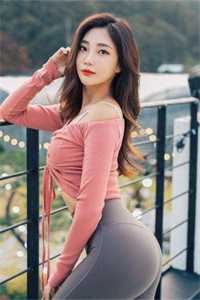 抢婚仪式上，老公扛走女保镖