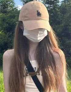 高考当天，老公亲手打断我和女儿的腿后我重生了