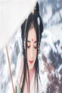 我被宣布为集团继承人的当天，妻子陷害我