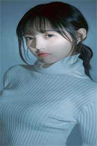 女儿飞机失事，老公忙着陪寡嫂相亲