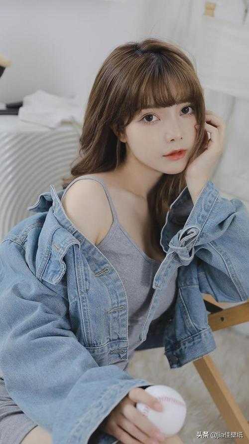 父亲节，丈夫给五十个私生子女办认亲宴
