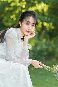 和未婚妻领证当天，她疯狂爱上民政局小哥